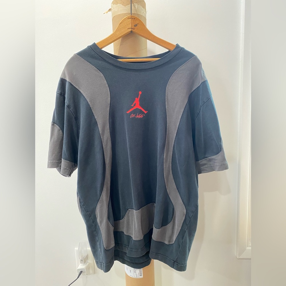 OFF-WHITE x Jordan Tee